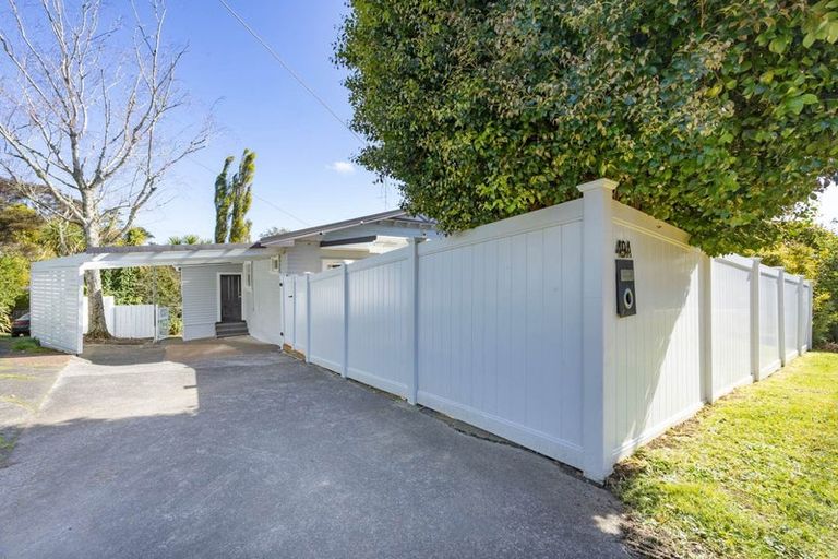 Photo of property in 1/49 Konini Road, Titirangi, Auckland, 0604