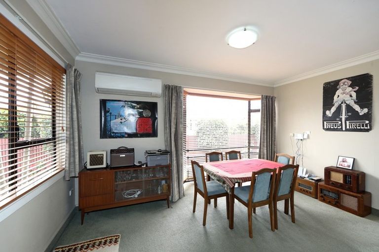 Photo of property in 807 Oxford Street, Saint Leonards, Hastings, 4120