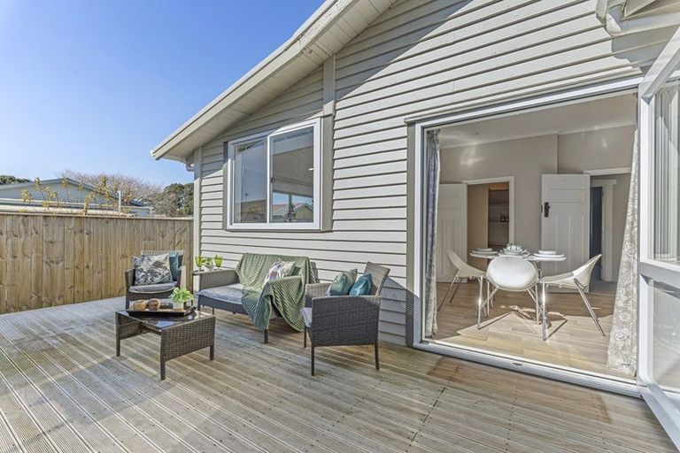 Photo of property in 45c Princess Street, Waitara, 4320