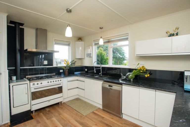 Photo of property in 4 Oxford Place, Taradale, Napier, 4112