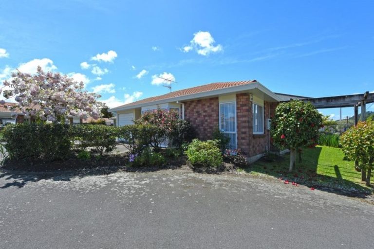 Photo of property in 29f1- Lane Street, Wallaceville, Upper Hutt, 5018