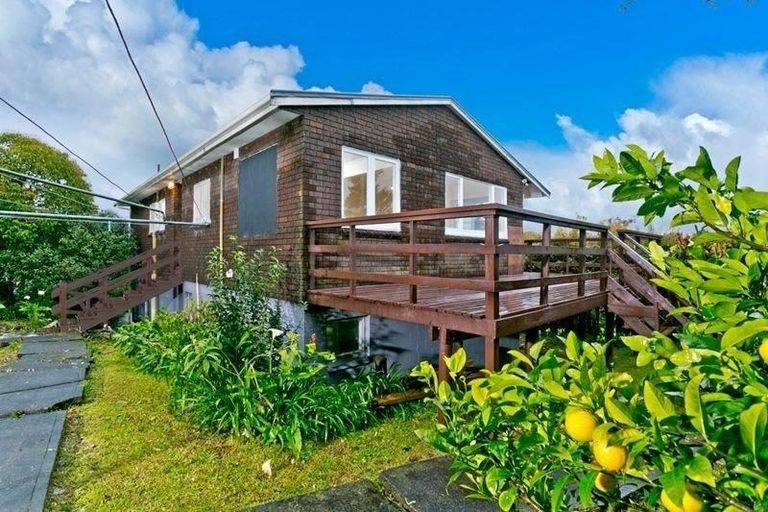 Photo of property in 31 Lanigan Street, Birkdale, Auckland, 0626