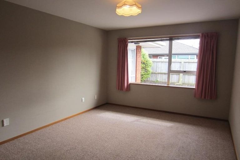 Photo of property in 2/97 Mandeville Street, Riccarton, Christchurch, 8011
