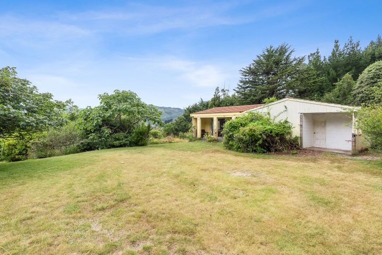 Photo of property in 41 Gardiner Grove, Wainuiomata, Lower Hutt, 5014