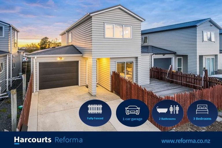 Photo of property in 15 Tribute Loop, Takanini, 2112