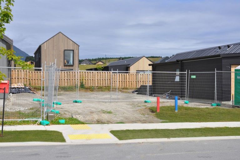 Photo of property in Northlake, 33 Cottesbrook Street, Wanaka, 9305