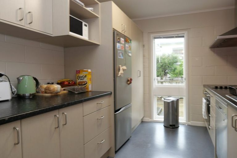 Photo of property in 1/23 Campbell Street, Karori, Wellington, 6012