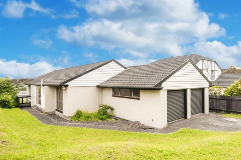Photo of property in 41 Cambrian Street, Churton Park, Wellington, 6037