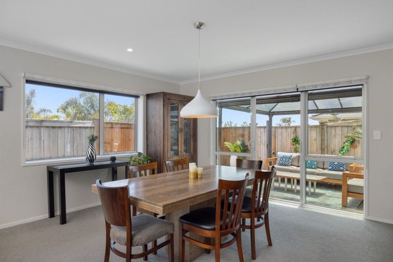 Photo of property in 112 Palm Springs Boulevard, Papamoa Beach, Papamoa, 3118
