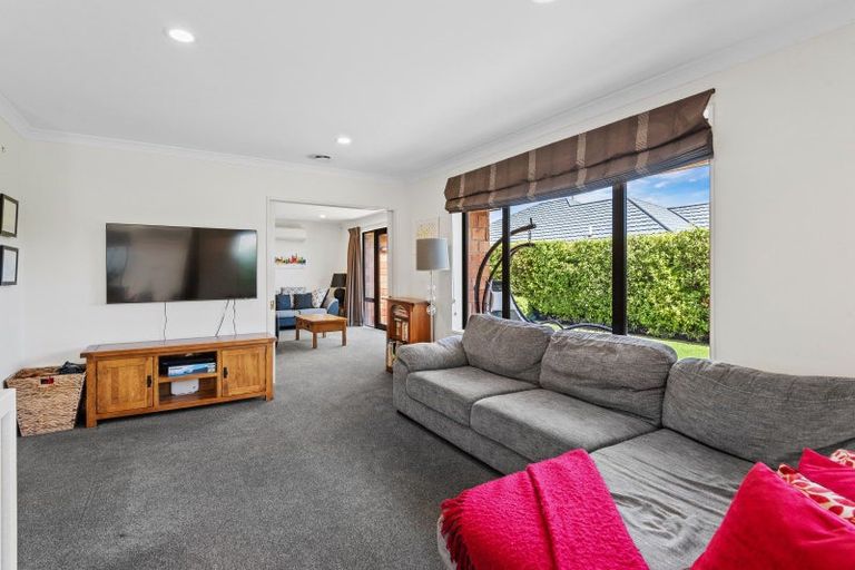 Photo of property in 7 Juliet Place, Rolleston, 7614