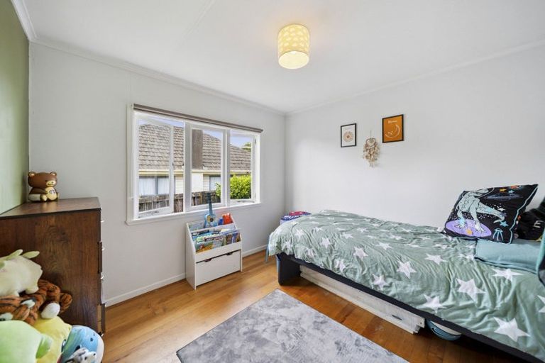 Photo of property in 28 Montgomery Avenue, Pukekohe, 2120
