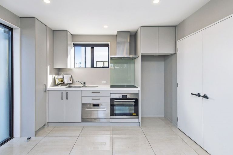 Photo of property in 10/233 Hereford Street, Christchurch Central, Christchurch, 8011