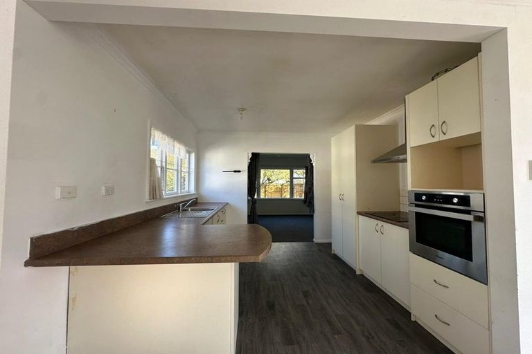 Photo of property in 28 Wainuiomata Road, Wainuiomata, Lower Hutt, 5014