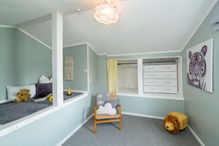 Photo of property in 35 Cambridge Terrace, Masterton, 5810