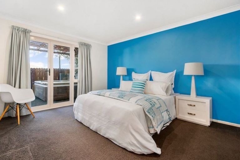 Photo of property in 153a Colwill Road, Massey, Auckland, 0614