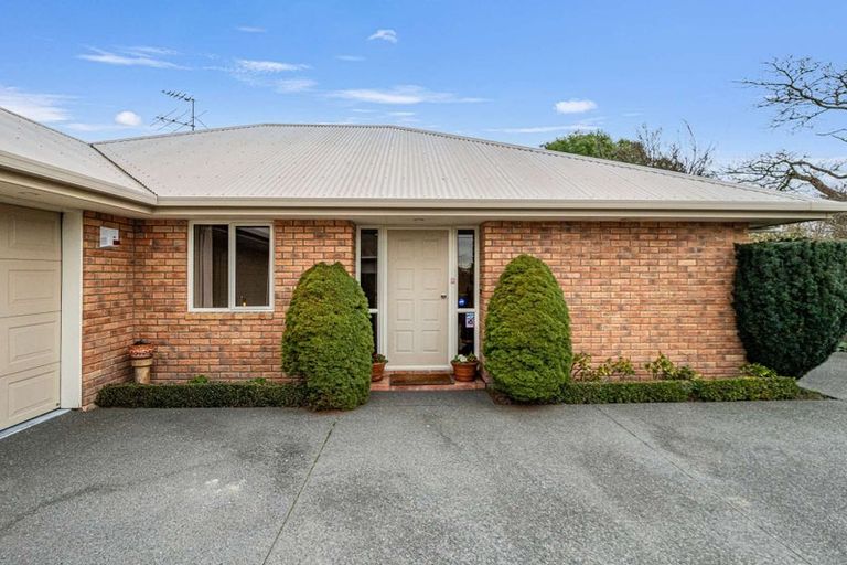 Photo of property in 75a Highsted Road, Bishopdale, Christchurch, 8053