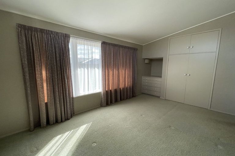 Photo of property in 9 Gilliam Street, New Lynn, Auckland, 0600