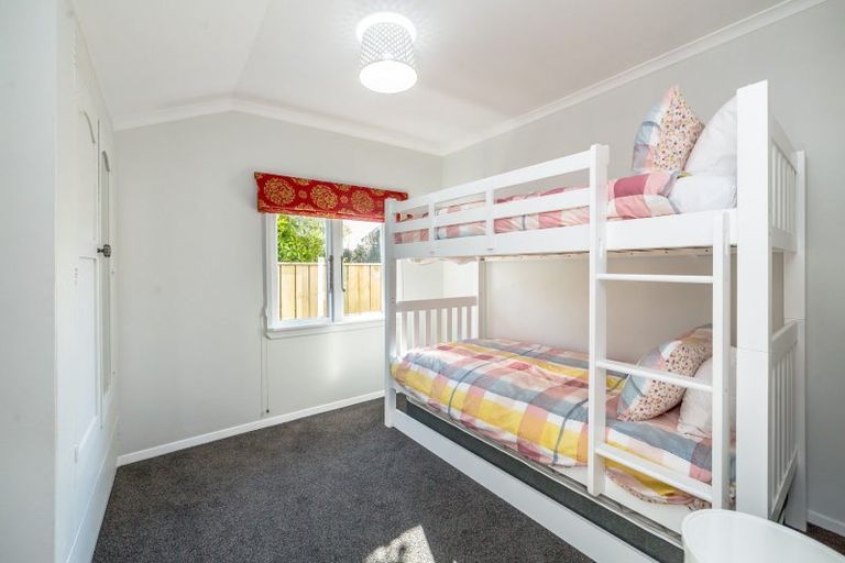 Photo of property in 18a Humphries Street, Greytown, 5712