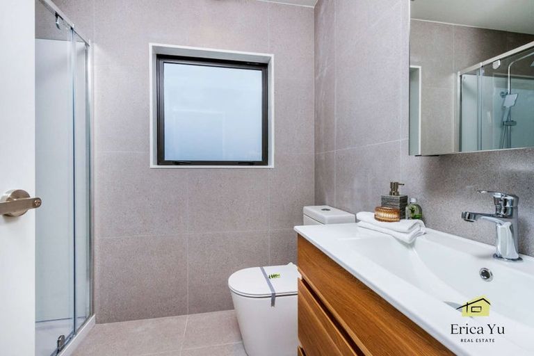 Photo of property in 55a Redwood Drive, Massey, Auckland, 0614