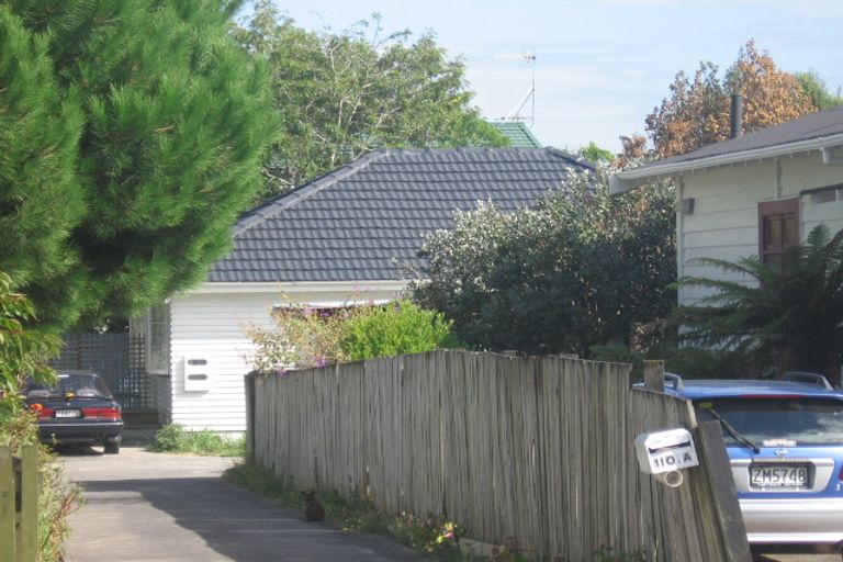 Photo of property in 110 Lynwood Road, New Lynn, Auckland, 0600