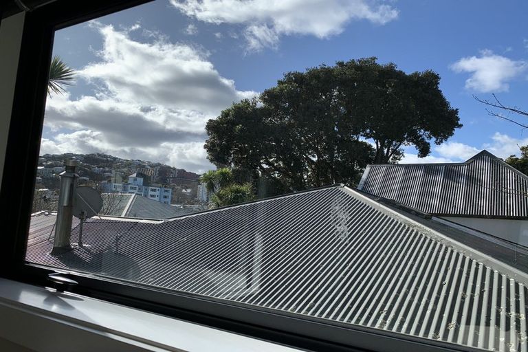 Photo of property in 35 Nairn Street, Mount Cook, Wellington, 6011