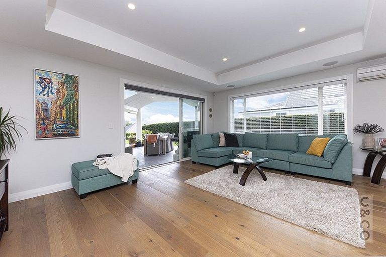 Photo of property in 65 Kaipara Portage Road, Riverhead, 0820