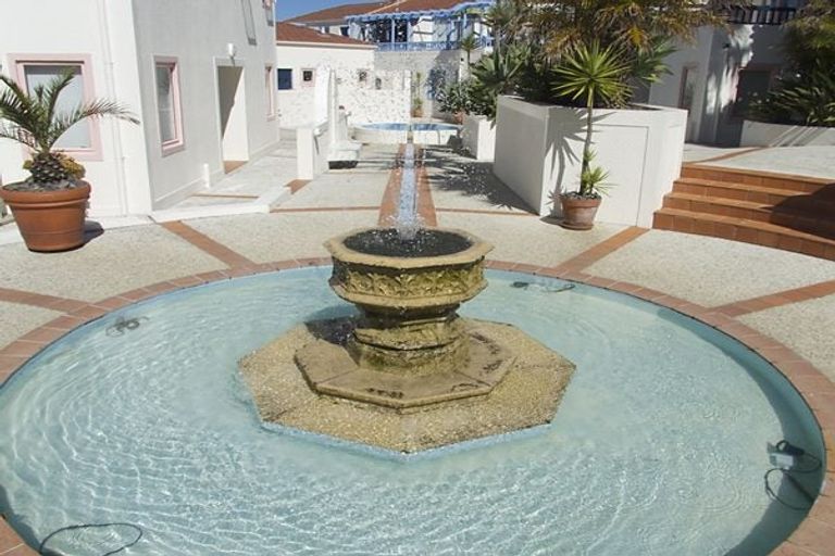 Photo of property in Oceanside Apartments, 9/453 Hibiscus Coast Highway, Orewa, 0931