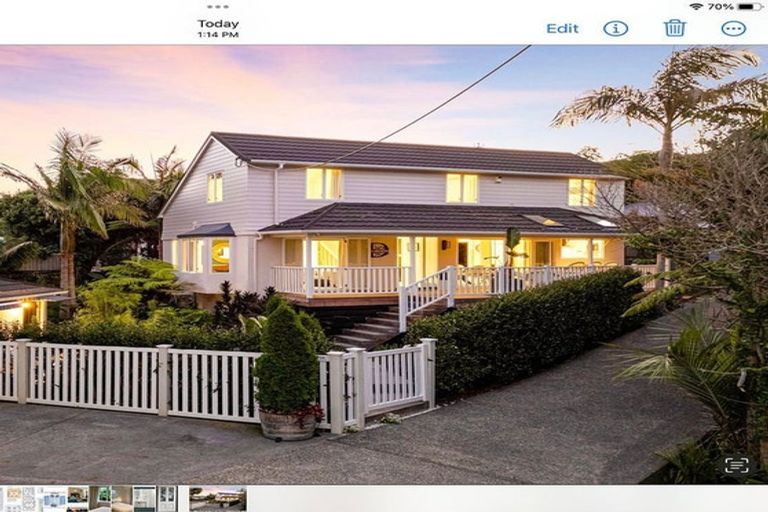 Photo of property in 1/2 Heathcote Road, Castor Bay, Auckland, 0620
