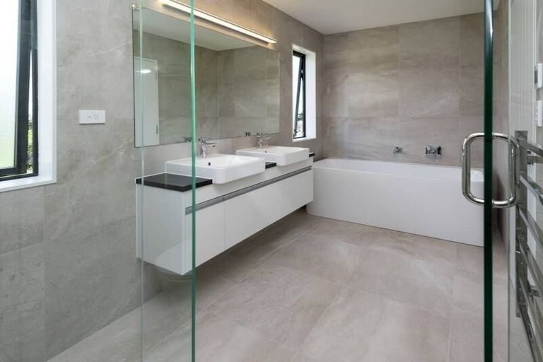 Photo of property in 21 Thistle Close, Beachlands, Auckland, 2018