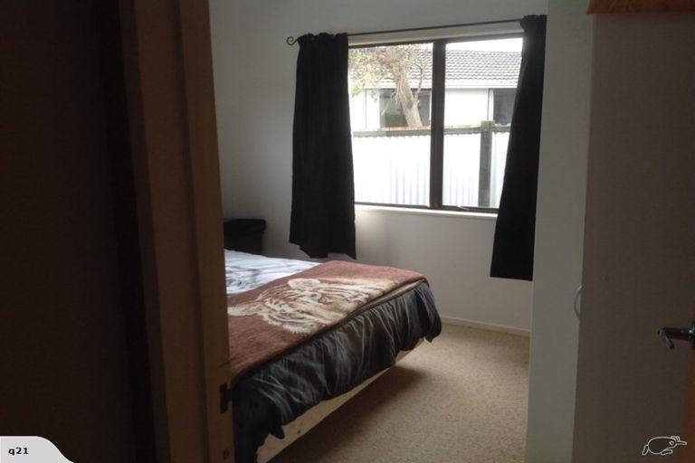 Photo of property in 27 Jeffares Place, Taradale, Napier, 4112