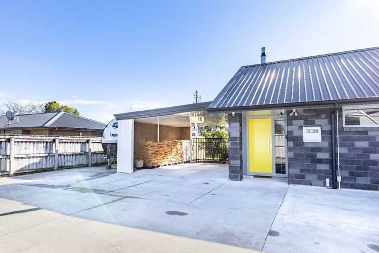 Photo of property in 533a Manutahi Road, Lepperton, New Plymouth, 4373