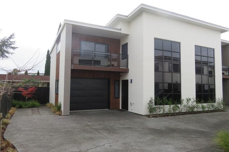 Photo of property in 13u6 Beale Street, Hamilton East, Hamilton, 3216