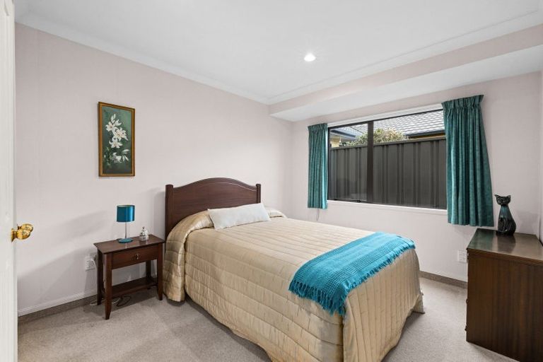 Photo of property in 2 Washington Place, Havelock North, 4130