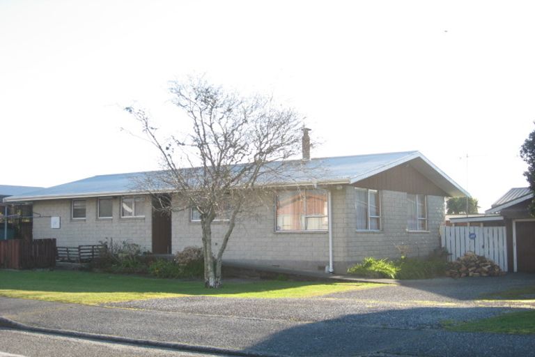 Photo of property in 21 Davie Street, Hokitika, 7810