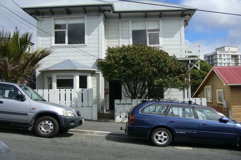 Photo of property in 54 Thompson Street, Mount Cook, Wellington, 6011