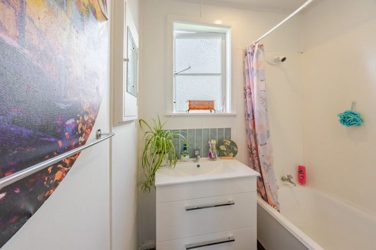 Photo of property in 7a Lawrence Street, Otane, 4202