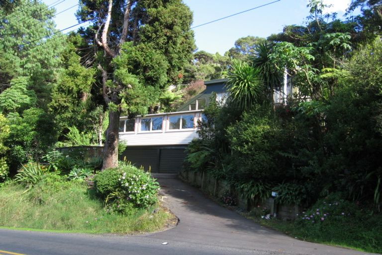 Photo of property in 290 Huia Road, Titirangi, Auckland, 0604