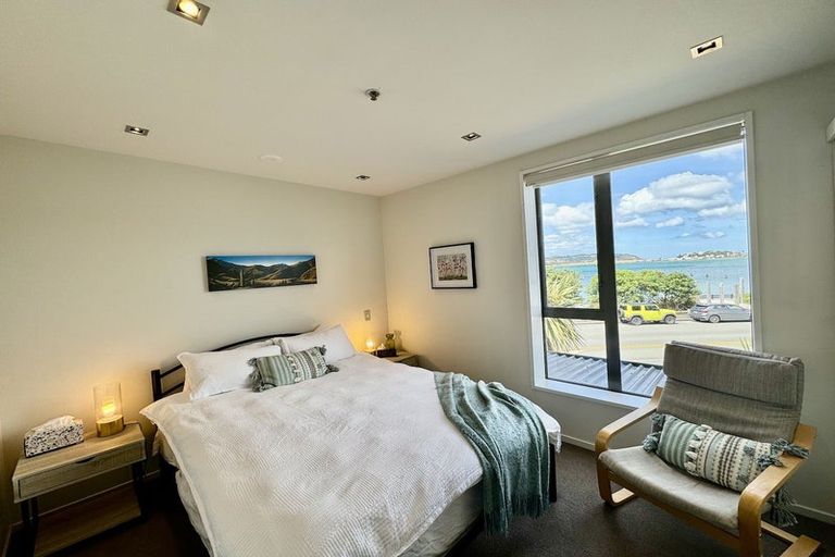 Photo of property in Patent 326 Apartments, 214s/326 Evans Bay Parade, Hataitai, Wellington, 6021