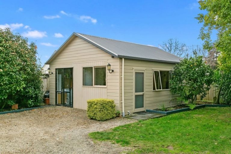 Photo of property in 20 Queen Street, Cambridge, 3434