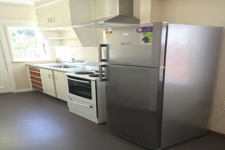 Photo of property in 67 Pirie Street, Mount Victoria, Wellington, 6011