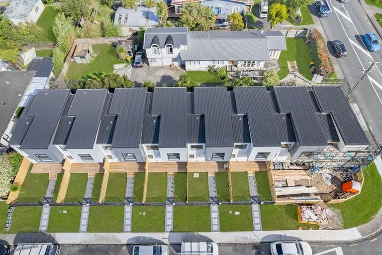 Photo of property in 3/1 Benita Place, Sunnyvale, Auckland, 0612