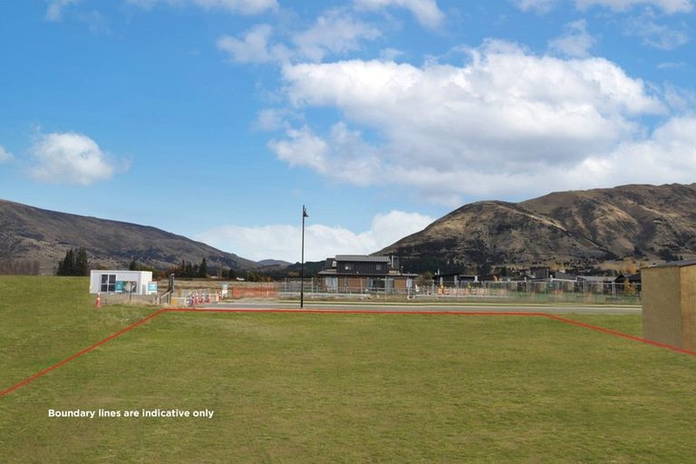 Photo of property in 23 Deans Drive, Wanaka, 9305