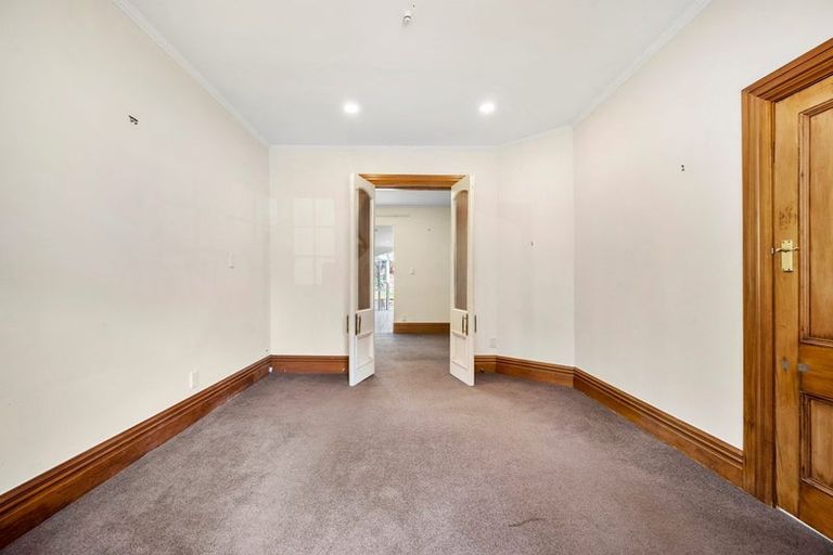Photo of property in 74 Ellice Street, Mount Victoria, Wellington, 6011