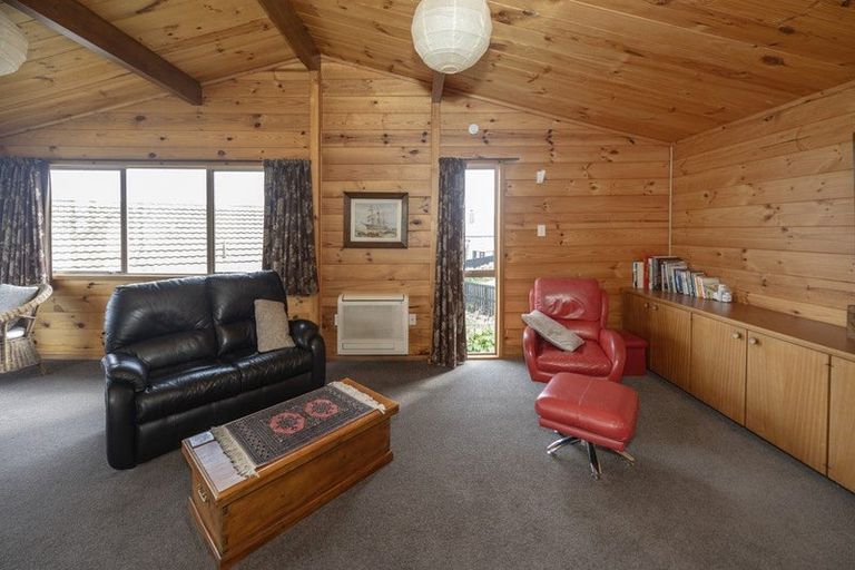 Photo of property in 22a Till Street, South Hill, Oamaru, 9400