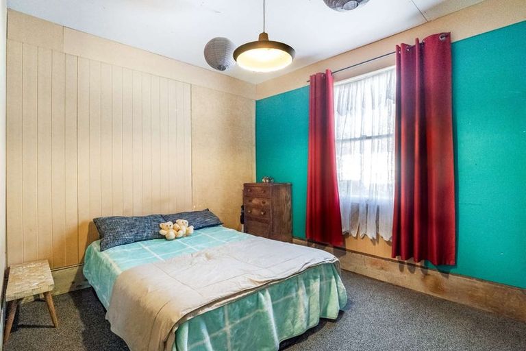 Photo of property in 19 Milne Street, Hunterville, 4730