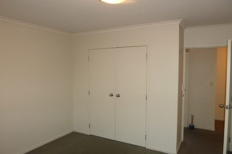 Photo of property in 16 Catrina Avenue, Birkenhead, Auckland, 0626