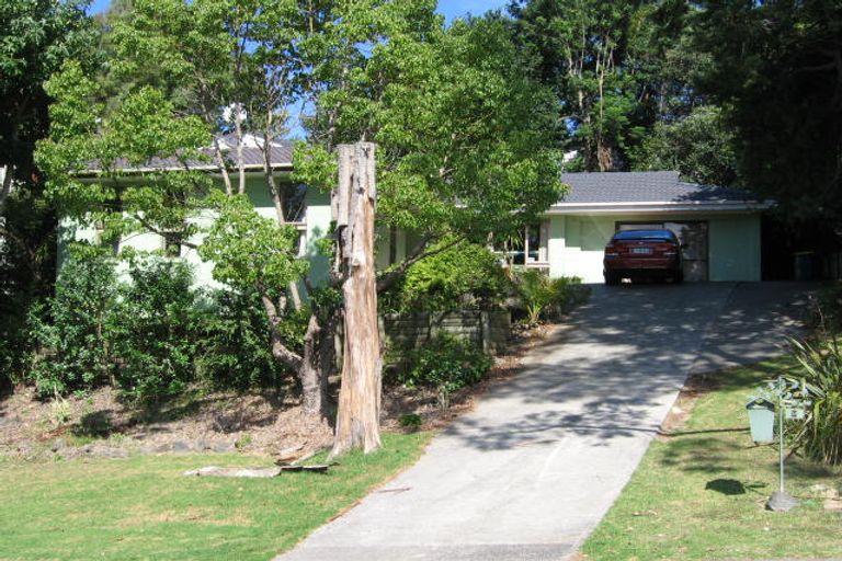 Photo of property in 9 Fitzwilliam Drive, Torbay, Auckland, 0630
