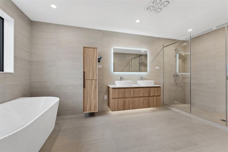 Photo of property in 4 Hutukawa Drive, Beachlands, Auckland, 2018