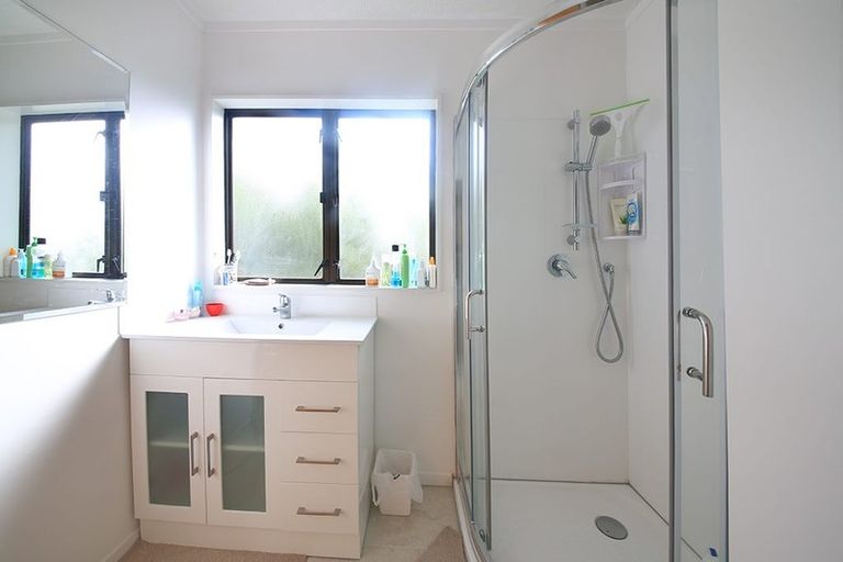 Photo of property in 2/137 Great South Road, Manurewa, Auckland, 2102