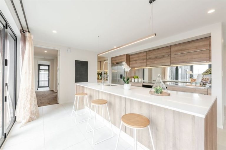 Photo of property in 25 Little Gem Road, Hornby, Christchurch, 8025